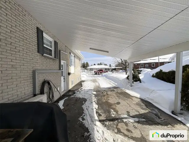Maison à vendre 4 chambre 2 salles de bain in Houses for Sale in Laurentides - Image 4