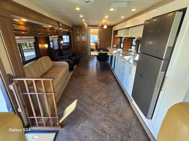 Motorisé 2011 Newmar Canyon star 3856 in RVs & Motorhomes in Lanaudière - Image 8