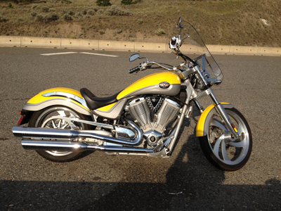 Ride year round! This vegas turns heads, has heated grips and an authentic Victory removable windscr...