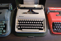 WORKING & SERVICED 1968 Remington Ten Forty Portable Typewriter
