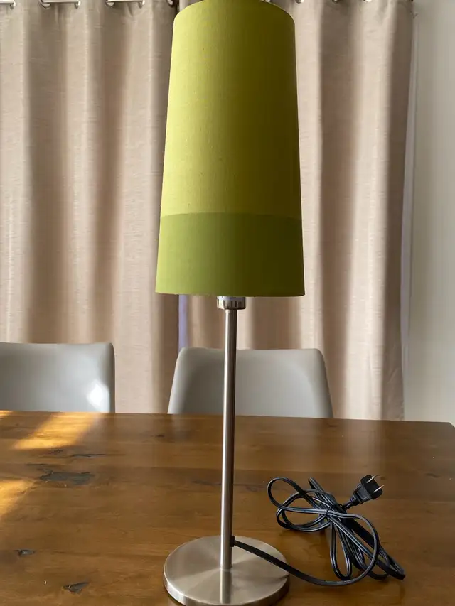 Lampe de chevet in Indoor Lighting & Fans in Gatineau - Image 2