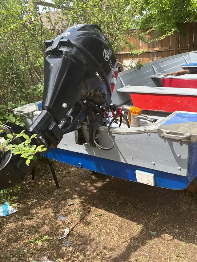12 foot aluminum boat in Powerboats & Motorboats in Saskatoon - Image 6