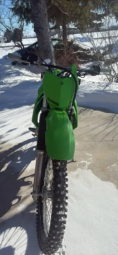 2024 klx140rf. Around 40 hours. (Lowest let me put 300) 1 owner. Oil after every 5 hours. Air filter...