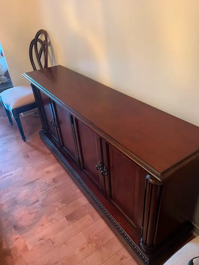 Dinning Room Sideboard Buffet Cabinet; Like New; Moving!!!62863281268481121
