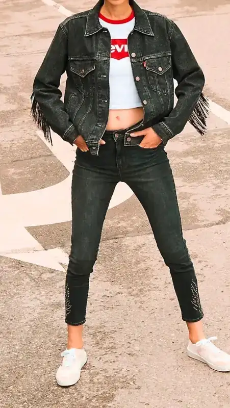 Levi's Ex-Boyfriend Fringe Denim Trucker Western Jacket Cowgirl in Women's - Tops & Outerwear in Mississauga / Peel Region - Image 4
