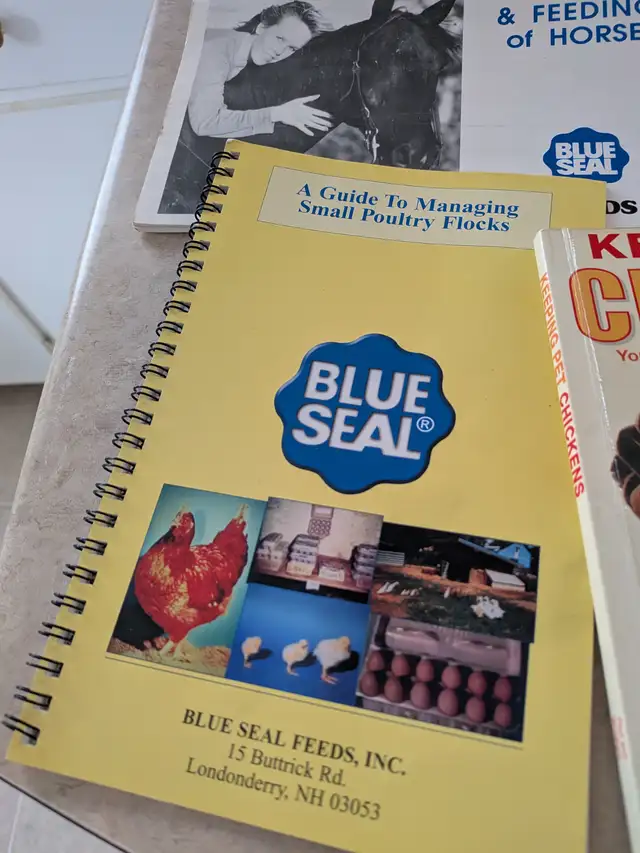 Books b on chickens523049804183654401