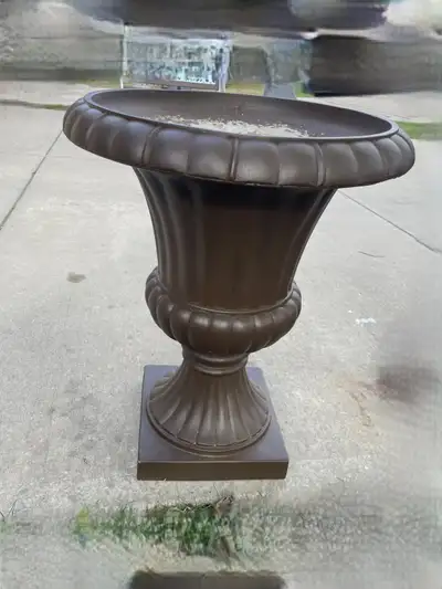 high 28 inch diameter 22 inch fiber glass