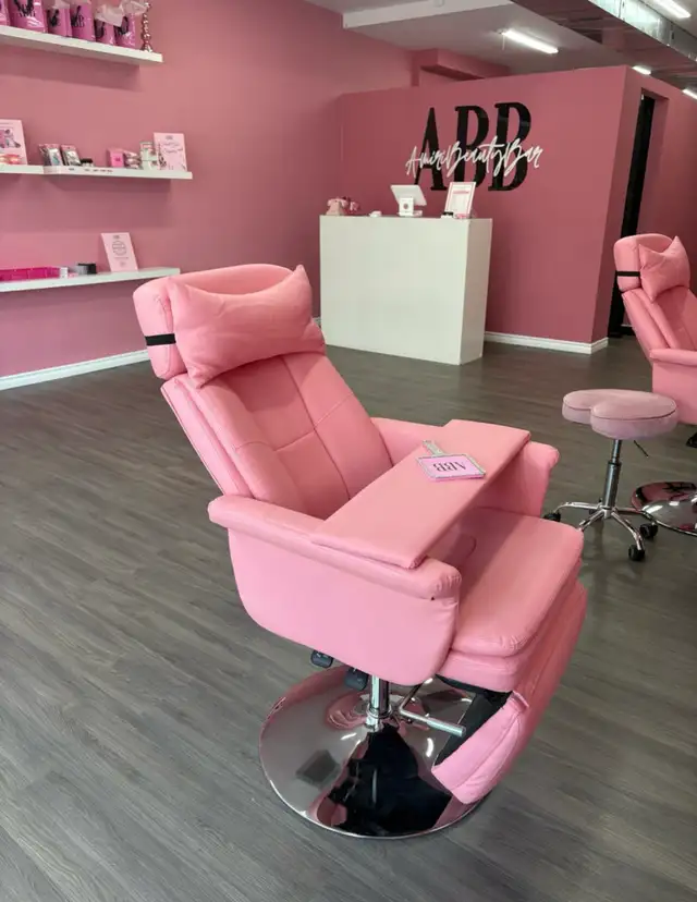 Pink Salon Chair For Rent