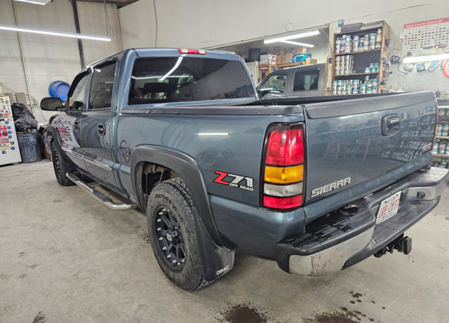 2006 GMC sierra 1500 slt in Cars & Trucks in La Ronge - Image 2