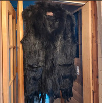 NWOT Xtra Long Black Rabbit Fur Vest Pockets Winter Layering XL