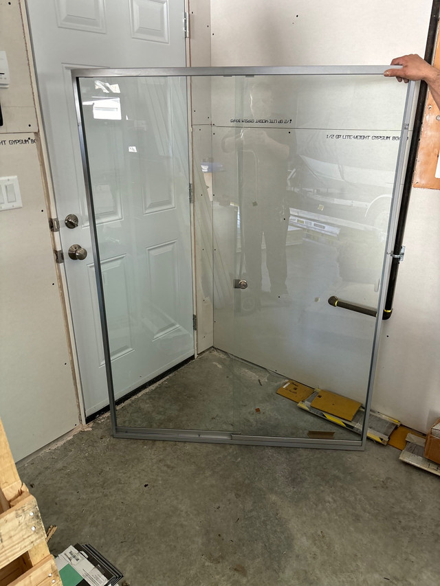 Sliding Glass Doors for Display Cabinet (Lockable) in Hutches & Display Cabinets in Strathcona County - Image 2