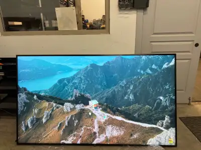LG 75UM3C-B 75 Inch Display TV, View more
