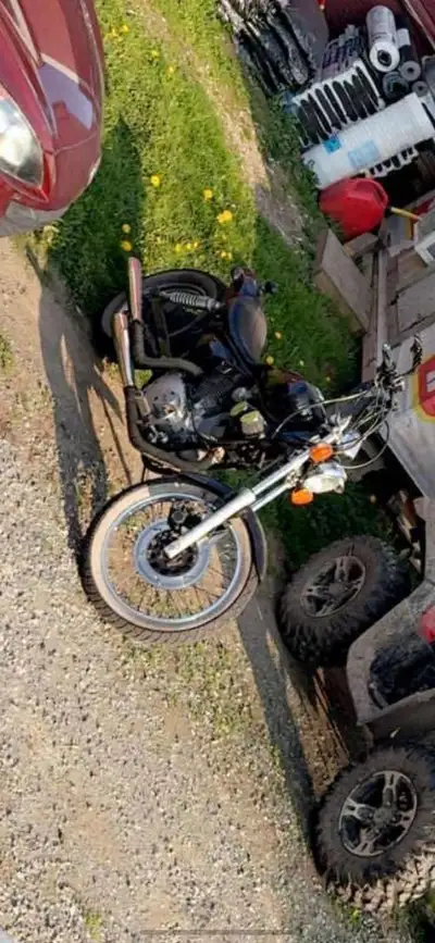 Bikes bin fully redone and needs nothing but a rider asking 1500 obo