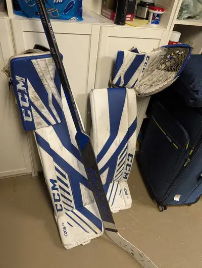 CCM Goalie Gear - Axis 1.9 Pads ~ E3.9 Gloves, View more