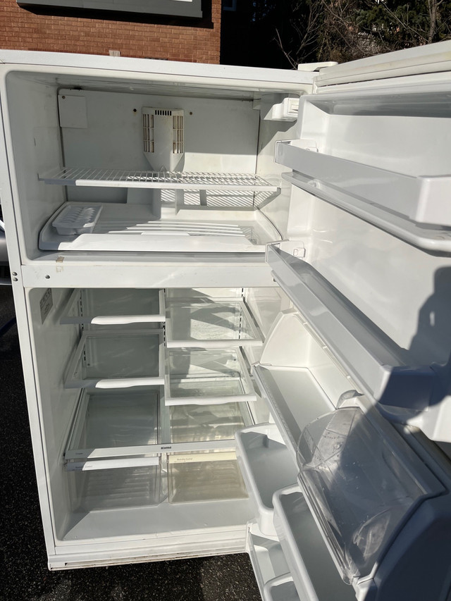 Refrigerator, Fridge  in General Electronics in Mississauga / Peel Region - Image 2