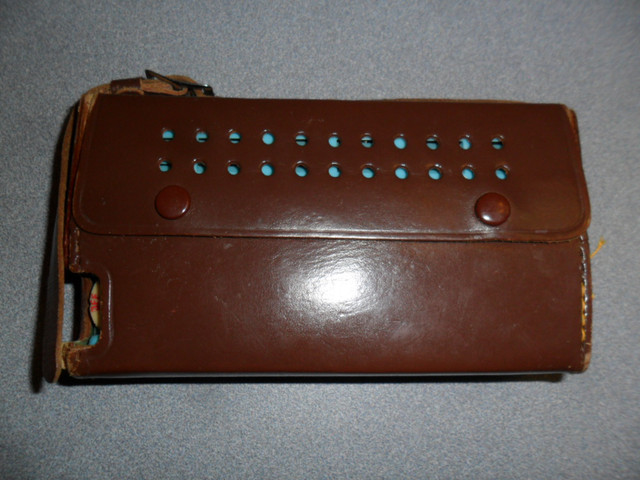 1950's Transistor Radio with Leather Case. $125. Works. 6"x 3 1/ in Arts & Collectibles in Saskatoon - Image 3