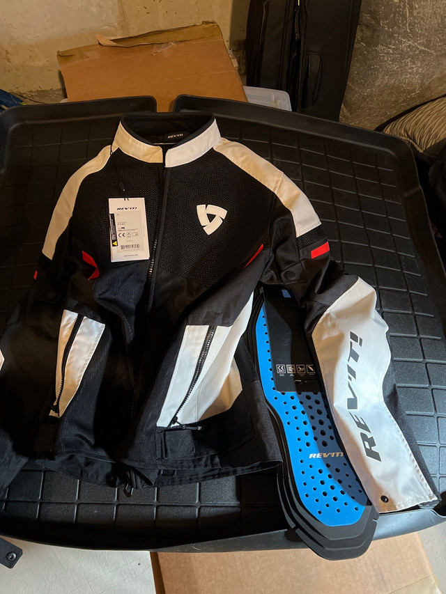 Rev it GT-R air 3 men’s motorcycle jacket new 2xl in Men's in Oshawa / Durham Region
