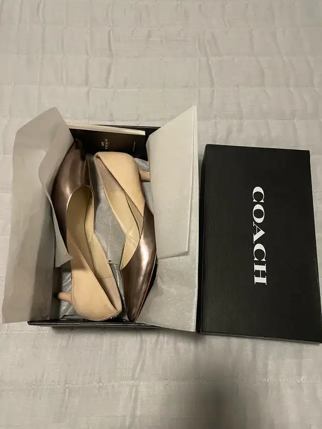 Coach Shoes in Women's - Shoes in Oshawa / Durham Region - Image 6