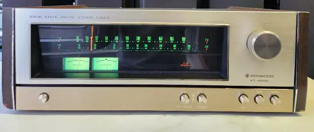 KENWOOD KT-4005 STEREO AM/FM TUNER in Stereo Systems & Home Theatre in City of Toronto - Image 2
