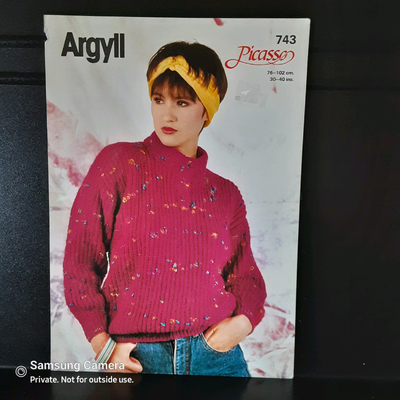 1986 knitting Pattern 743. Amazing splash of colour for your classic rockette. Jumbo easy read print...