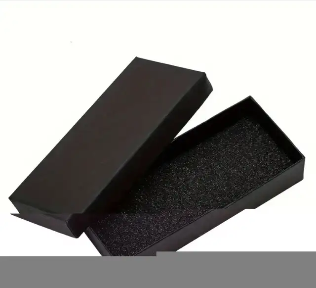 2 pc. Silvery and black men's  quartz watch (Geneva) and bracele in Jewellery & Watches in City of Toronto - Image 8