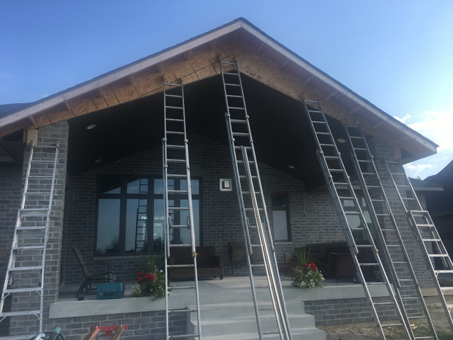 Siding, soffit and facia installation. We also do drywall  in Construction & Trades in Windsor Region - Image 2