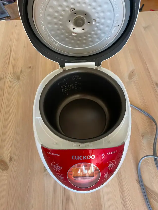 Cuckoo CR-0351F 3 cup rice cooker