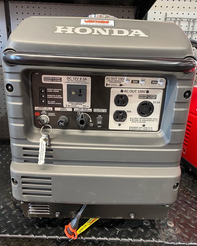 Honda EU3000iSC3 Inverter Generator Lawnmowers & Leaf Blowers