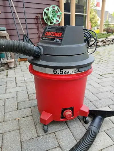 I am looking for any type of work like construction, cleaning or painting I have experience in these...
