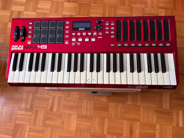 Akai Max 49 midi keyboard  dans Pianos et claviers  à Ville de Montréal - Image 4