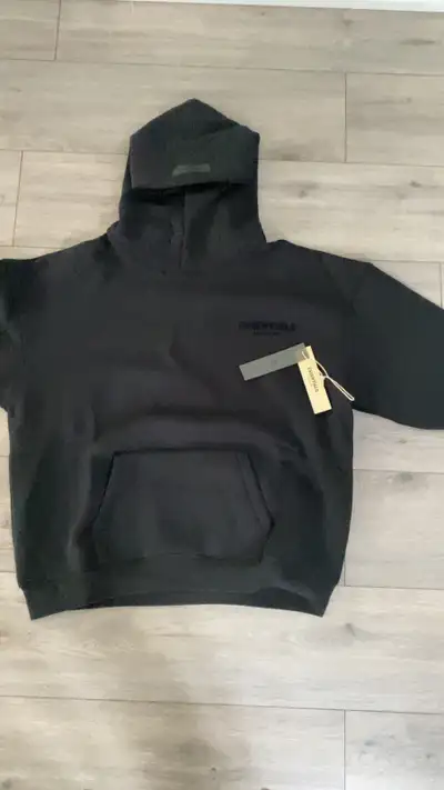 essentials SS22, View more