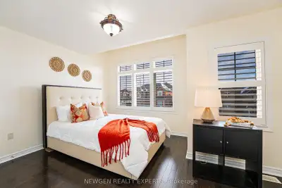 Private Room for Rent – Ideal for Student or Working Professional (Female) or a couple A private roo...