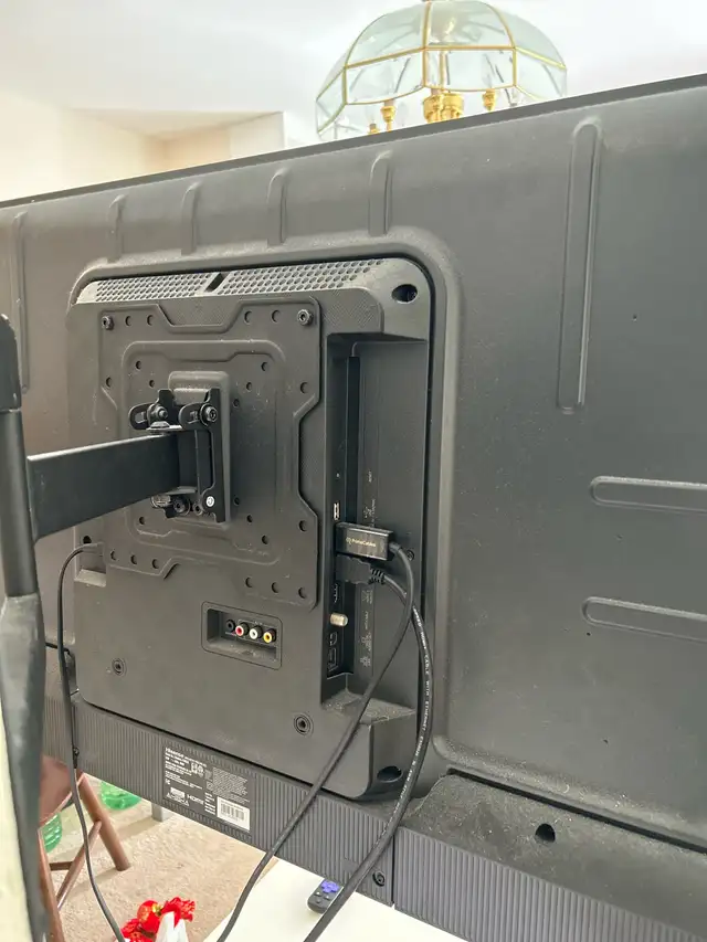 Hisense 43RG6 in TVs in Ottawa - Image 4