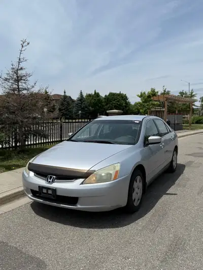 05 Honda Accord V6 400km driven Still running and driving Engine and transmission are still in great...