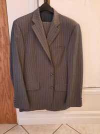 Men's Suit (Jones New York)  42 Tall