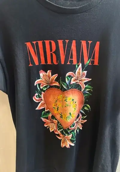 Floral Heart Nirvana T-shirt, View more