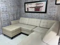 Sofa sectionnel beige avec ottoman ✅
