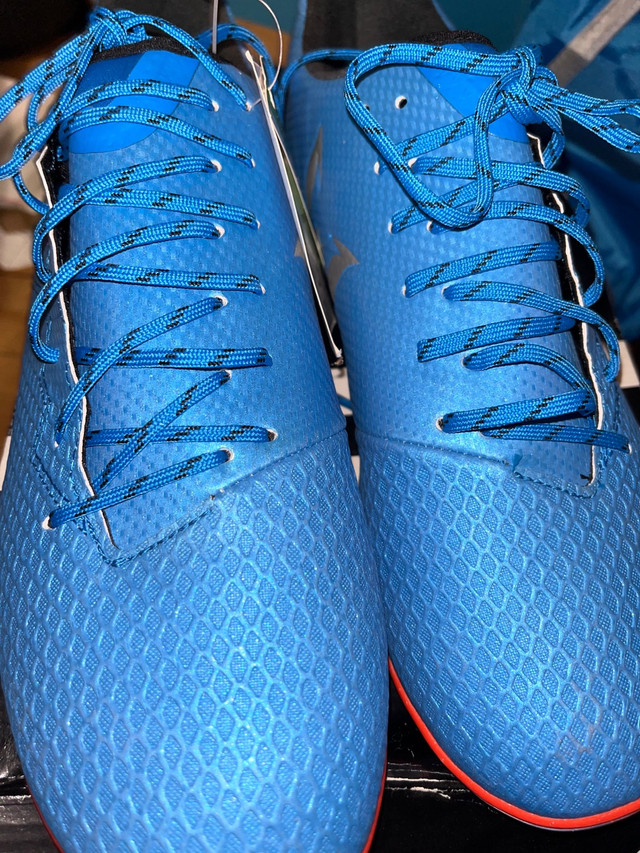Adidas blue soccer shoes sneaker men/chaussures sport hommes | Autre |  Ville de Montréal | Kijiji