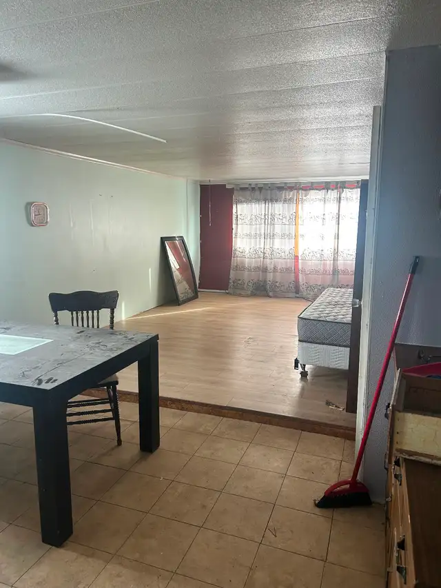 Mobile home in Houses for Sale in Regina - Image 15