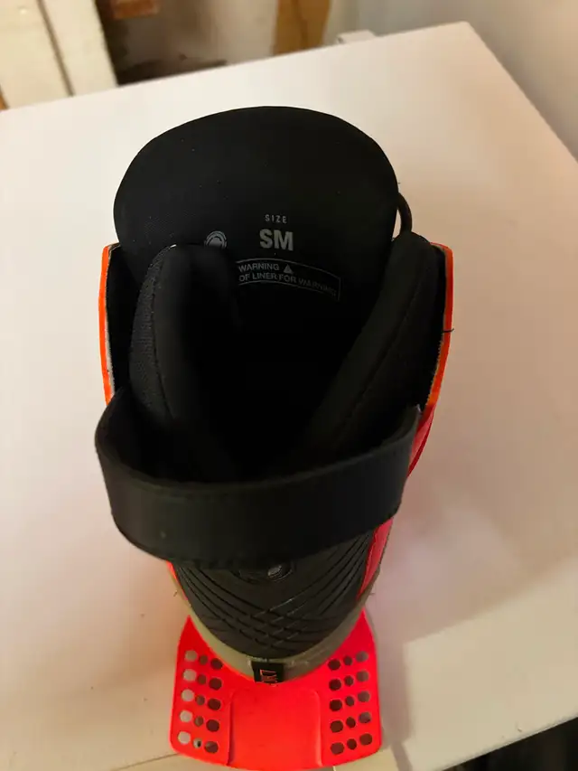 Radar Slalom Ski Boots in Water Sports in Markham / York Region - Image 4