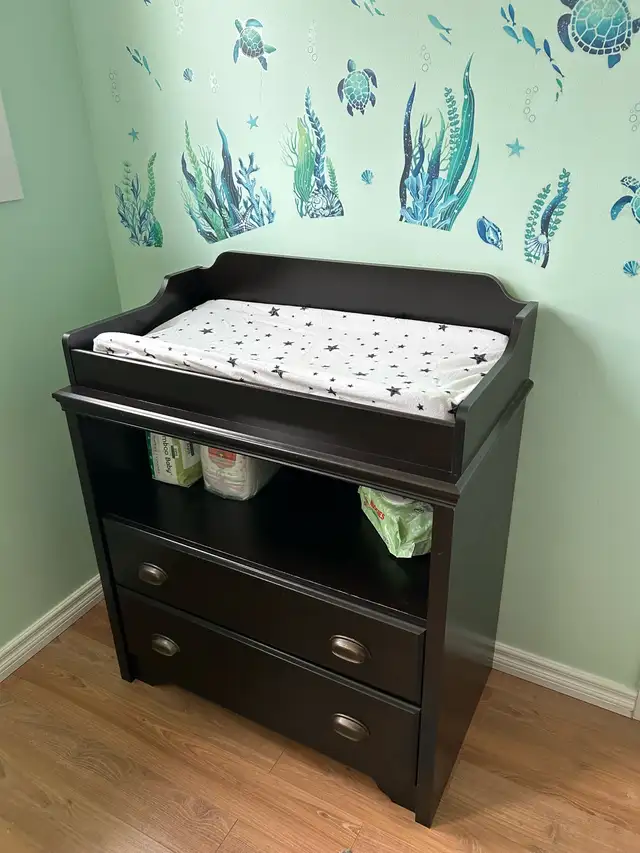 Baby Change Table  in Bathing & Changing in Edmonton - Image 3