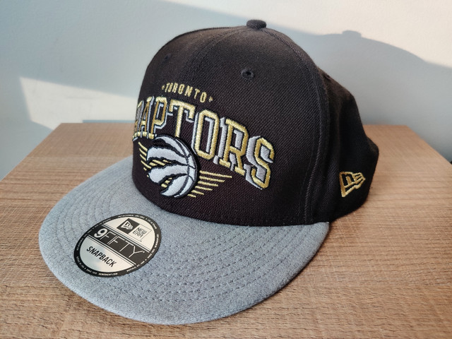 Toronto Raptors new era 9Fifty snapback hat dans Basketball  à Ville de Montréal - Image 2