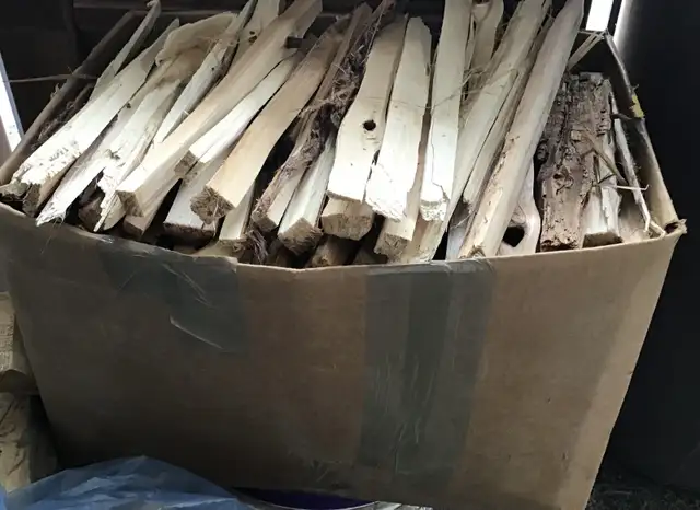 ti bois cèdres très sec in Fireplace & Firewood in Lanaudière - Image 4