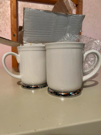 new  mugs set of four