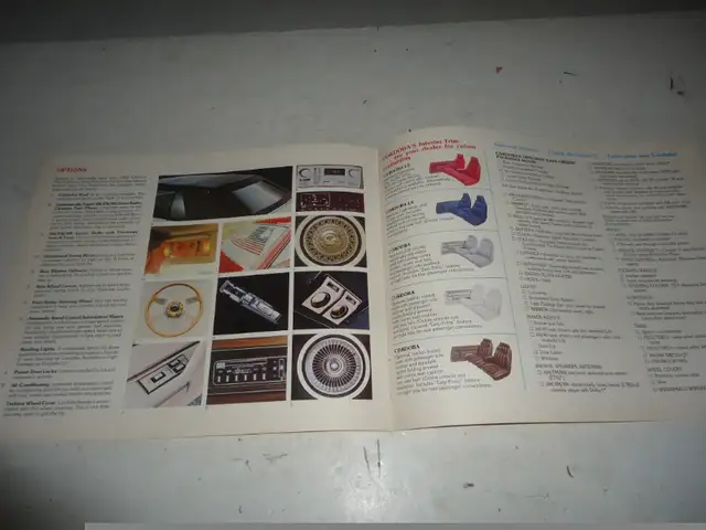 1982 CHRYSLER CORDOBA DEALER SALES BROCHURE. CAN MAIL in Arts & Collectibles in Barrie - Image 5