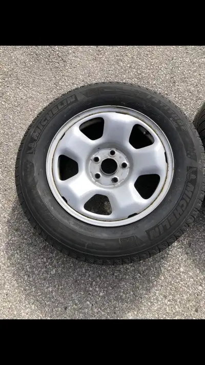 Used winter Tires with rims fit Honda Odyssey, Pilot, Ridgline Size 235 65 17 $375