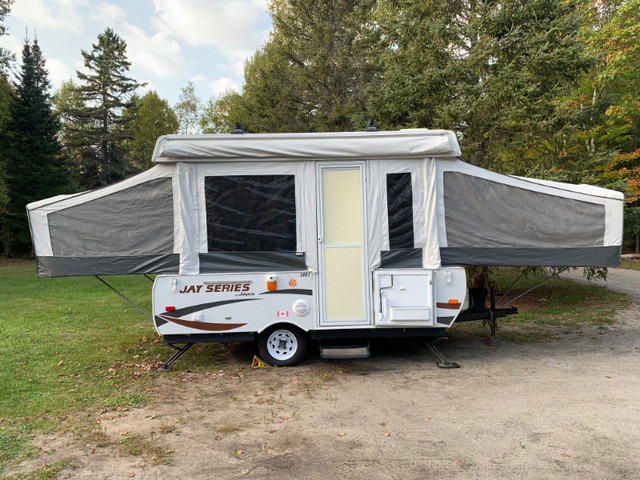2012 Jayco Tent Trailer - ELECTRIC LIFT!!! in Travel Trailers & Campers in North Bay