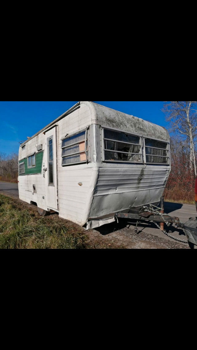 1969 citation resto vintage small camper trailer park travel apt in Park Models in Barrie