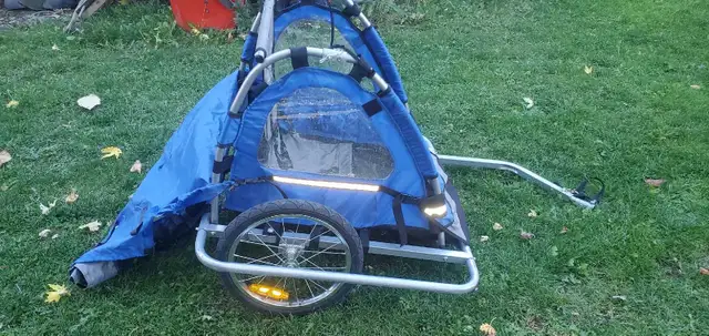 kids bike trailer , 2 seater in Kids in City of Toronto - Image 3