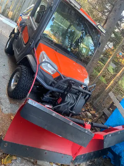 2014 Fully Loaded Kubota RTV 4WD This amazing machine has been barely used, well taken cared of and...